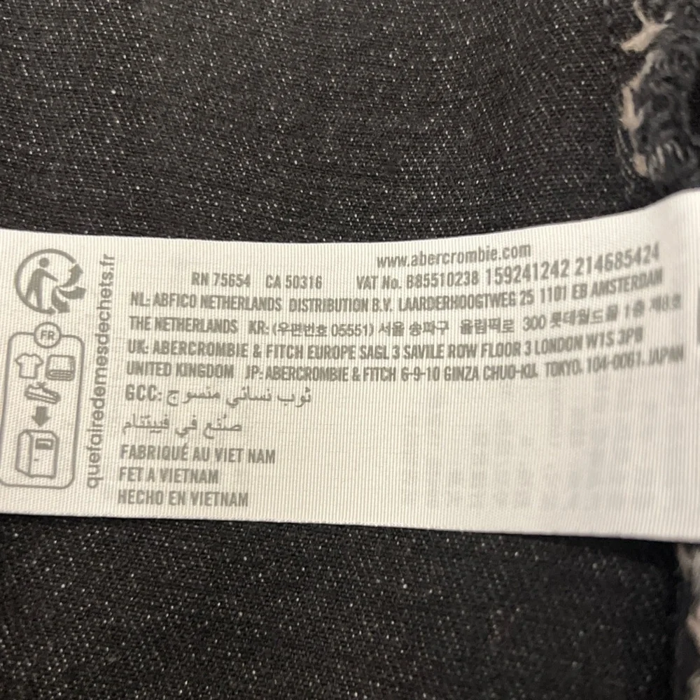 Abercrombie and finch Black Denim Button-Down Dress - Picture 7 of 7